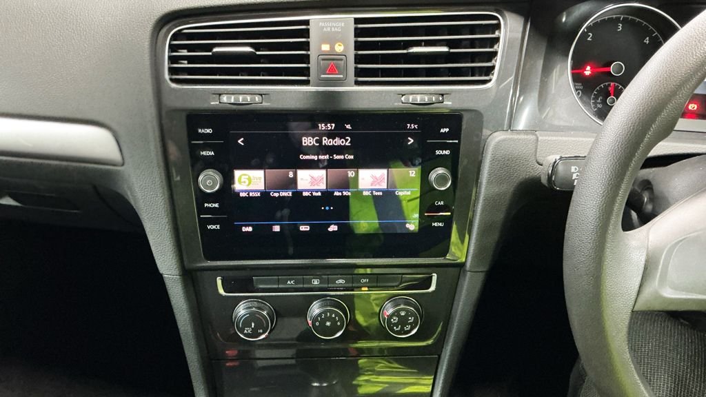 Used Volkswagen Golf 2018 for sale - 77621254: Photo 10