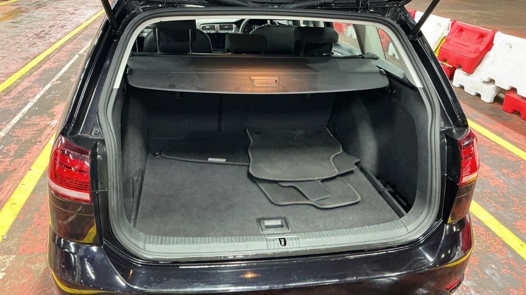 Used Volkswagen Golf 2018 for sale - 77621254: Photo 7