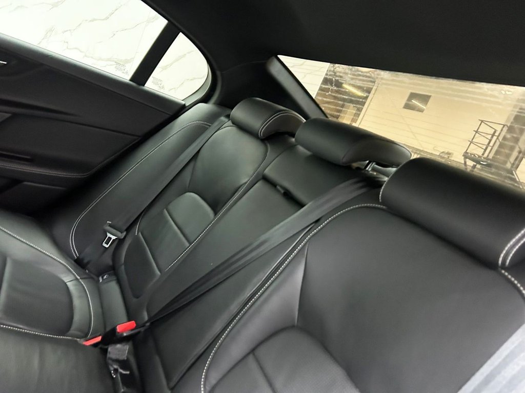 Used Jaguar XE 2018 for sale - 76883091: Photo 18