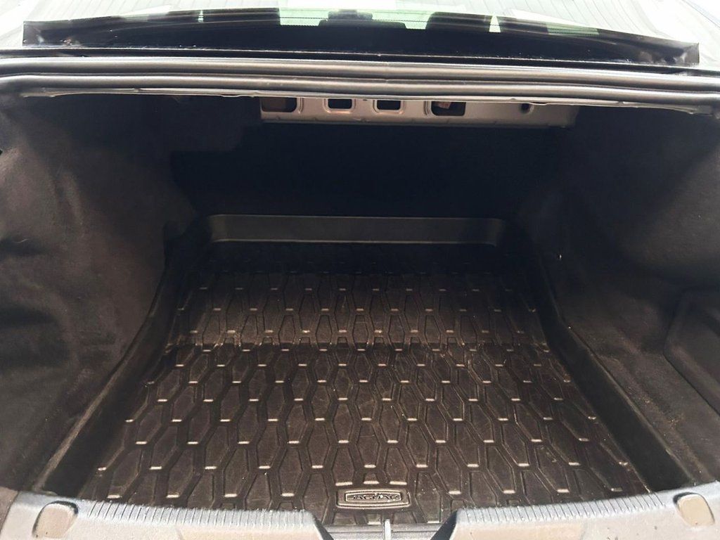 Used Jaguar XE 2018 for sale - 76883091: Photo 19