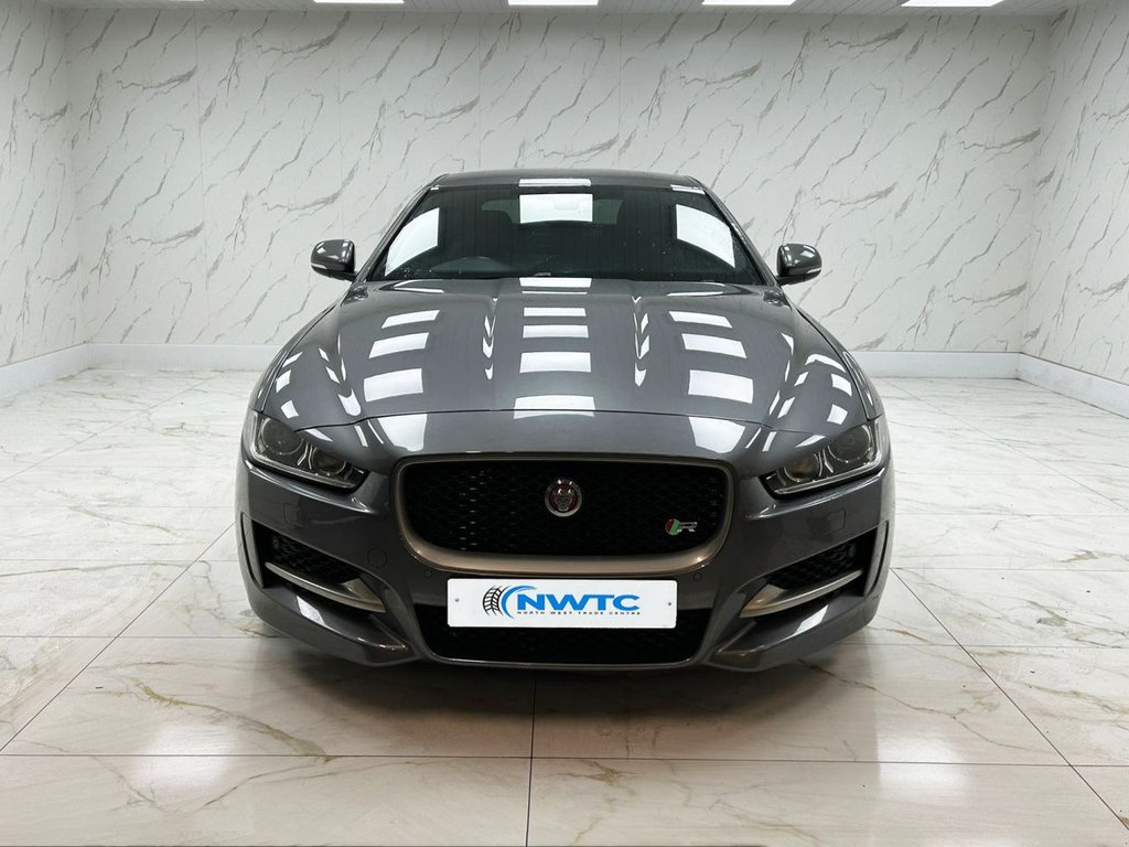 Used Jaguar XE 2018 for sale - 76883091: Photo 3