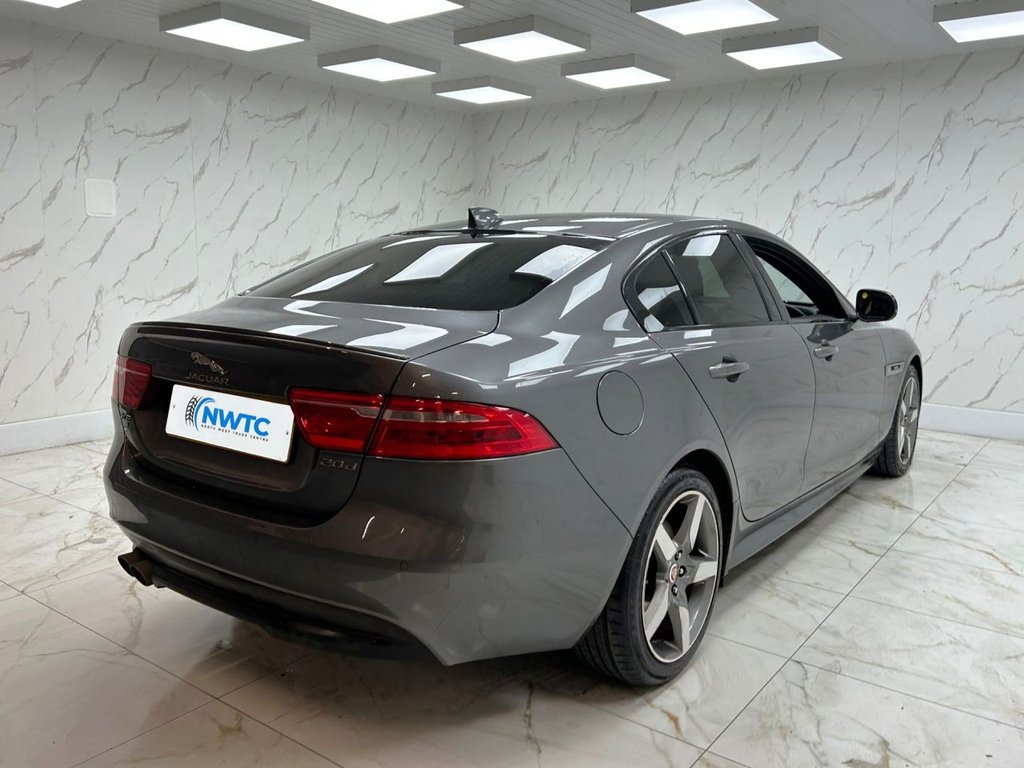 Used Jaguar XE 2018 for sale - 76883091: Photo 9