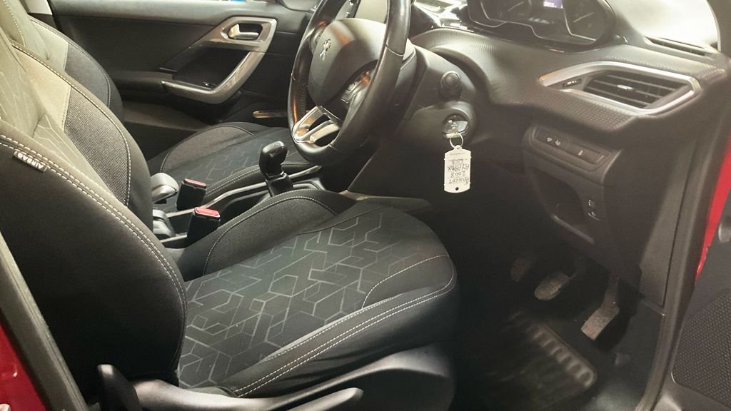 Used Peugeot 2008 2017 for sale - 76792246: Photo 9