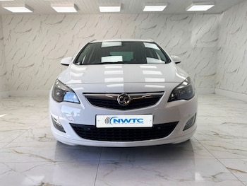 Used Vauxhall Astra 2011 for sale - 77905603: Photo