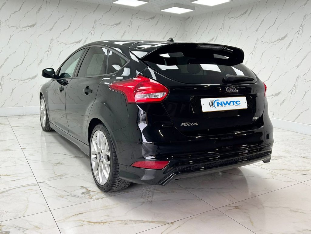 Used Ford Focus 2017 for sale - 76848312: Photo 8