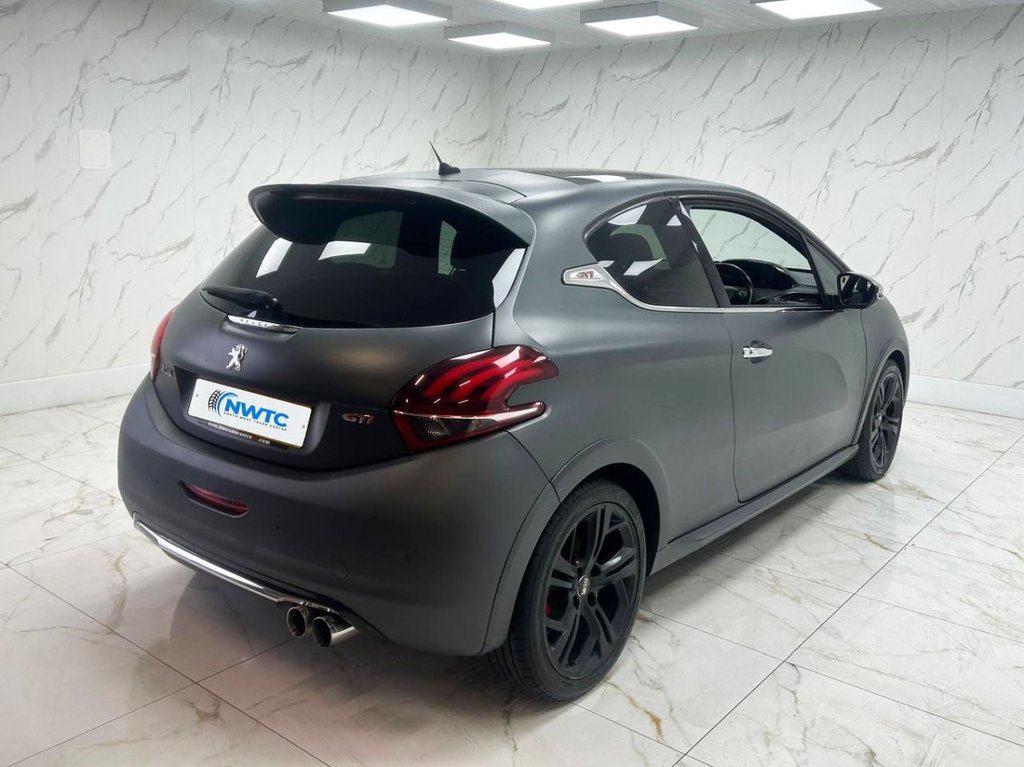 Used Peugeot 208 2017 for sale - 76655279: Photo 9