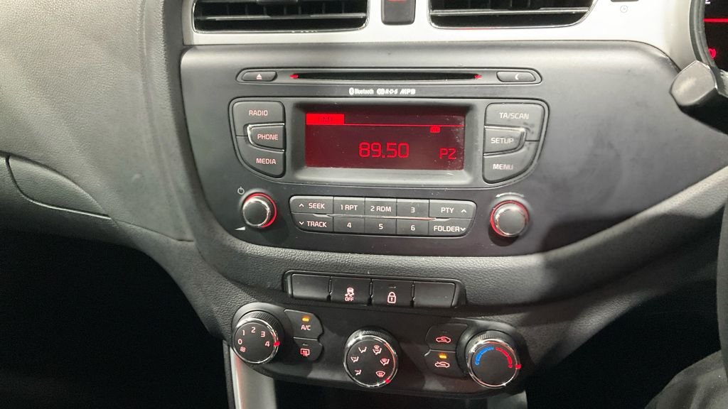 Used Kia Ceed 2015 for sale - 77302656: Photo 10