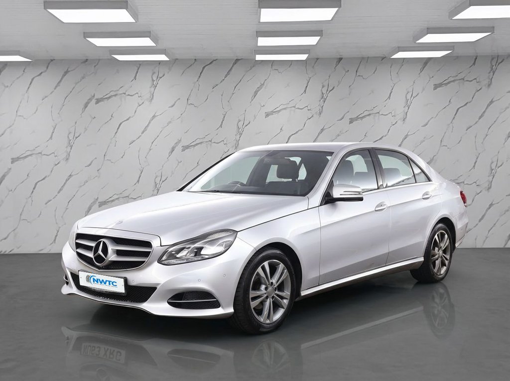 Used Mercedes-Benz E Class 2014 for sale - 77356490: Photo 4