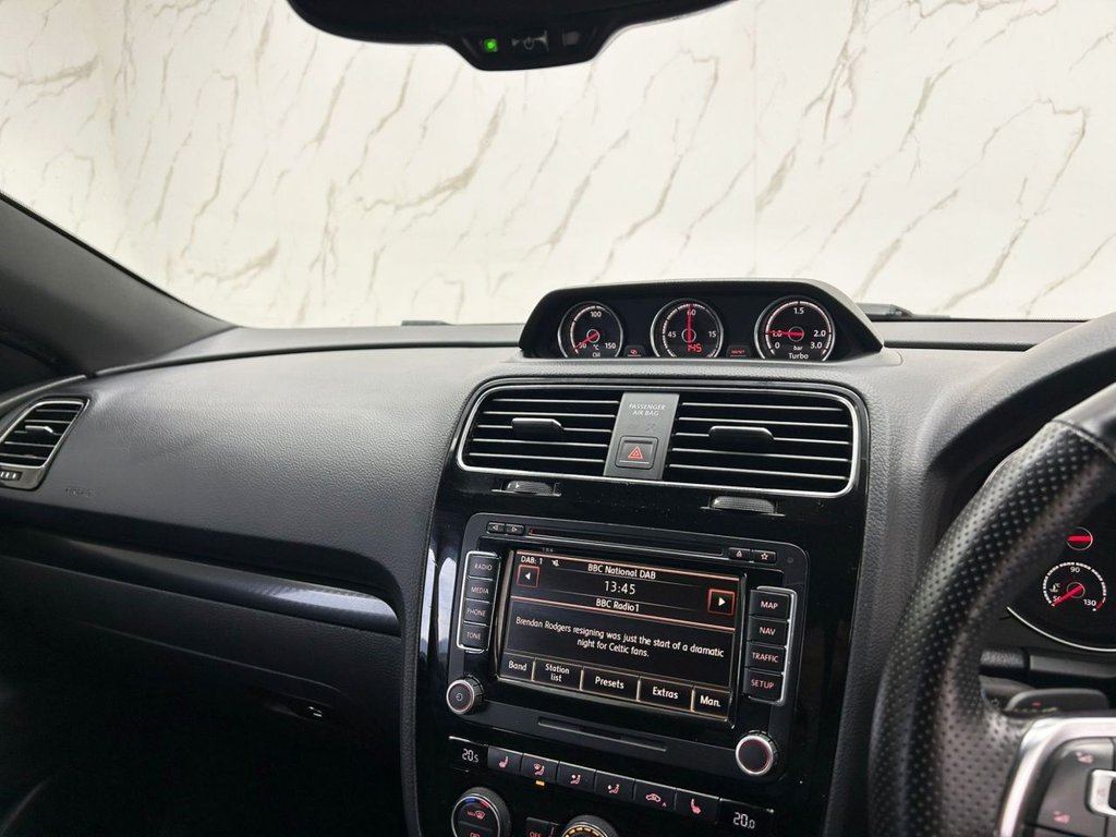 Used Volkswagen Scirocco 2015 for sale - 76345975: Photo 16