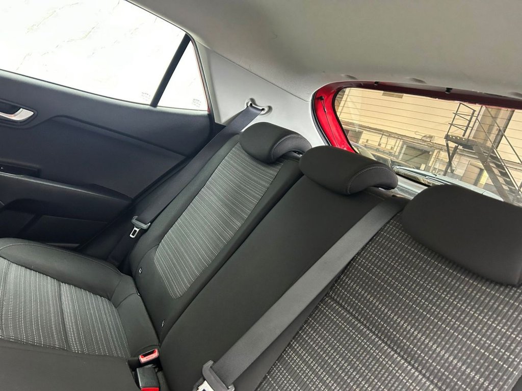 Used Kia Stonic 2018 for sale - 76106212: Photo 18