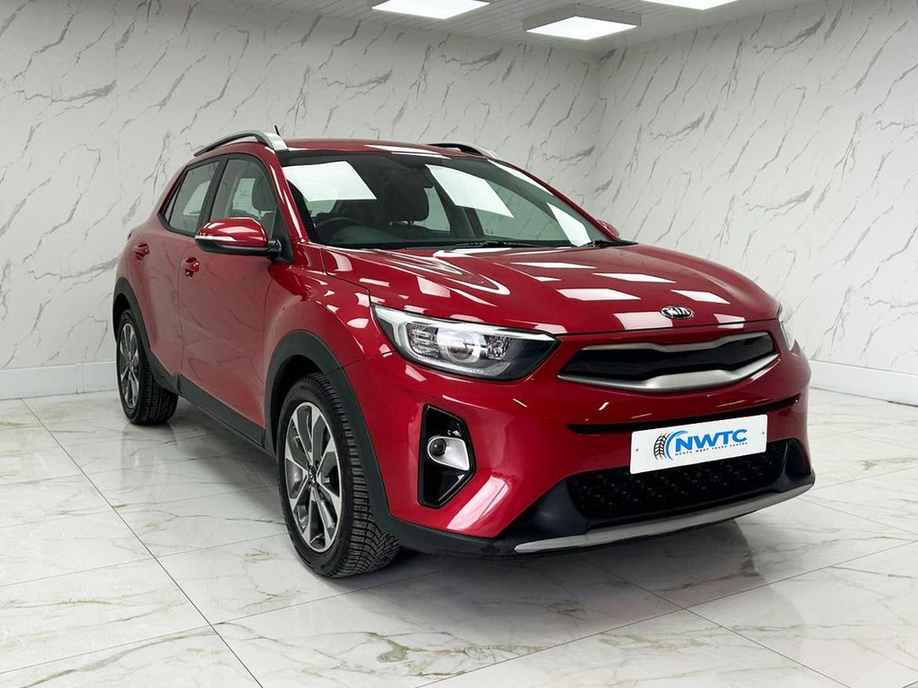 Used Kia Stonic 2018 for sale - 76106212: Photo 2