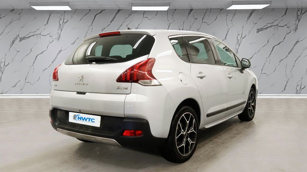 Used Peugeot 3008 2017 for sale - 76655155: Photo 4