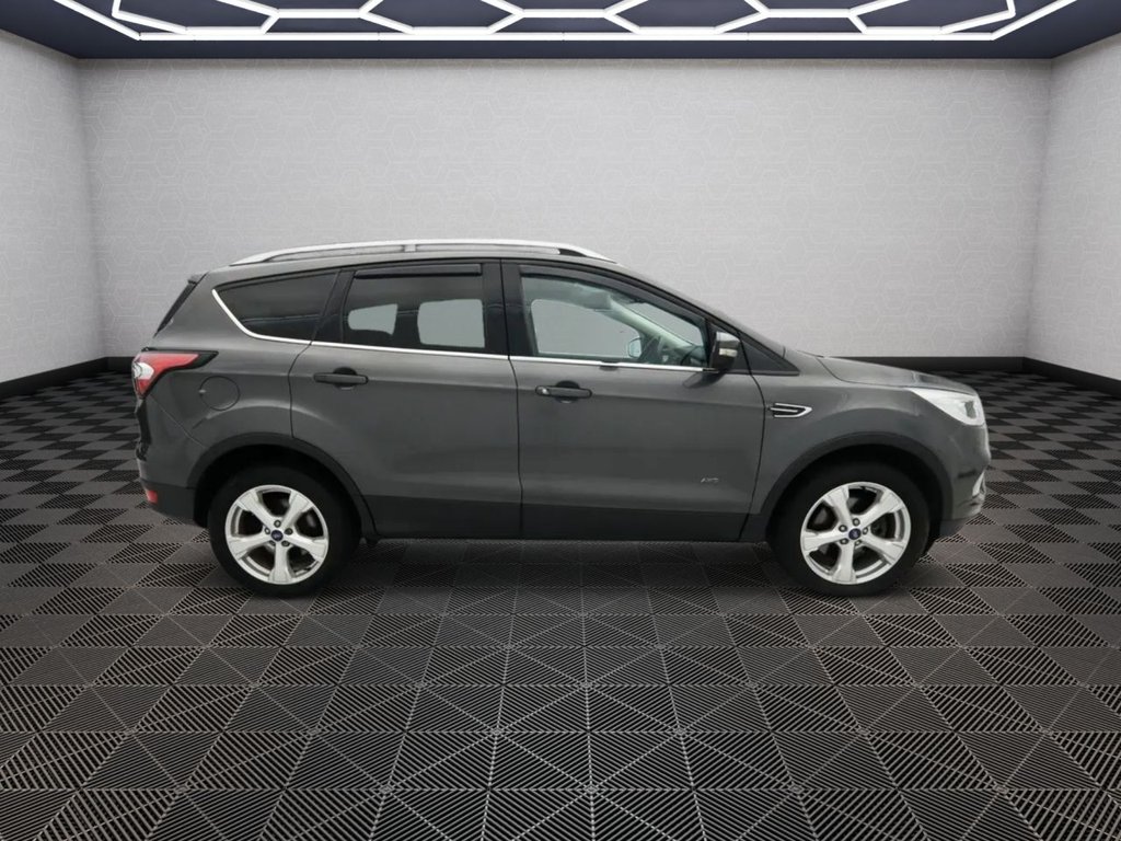 Used Ford Kuga 2017 for sale - 77849435: Photo 5