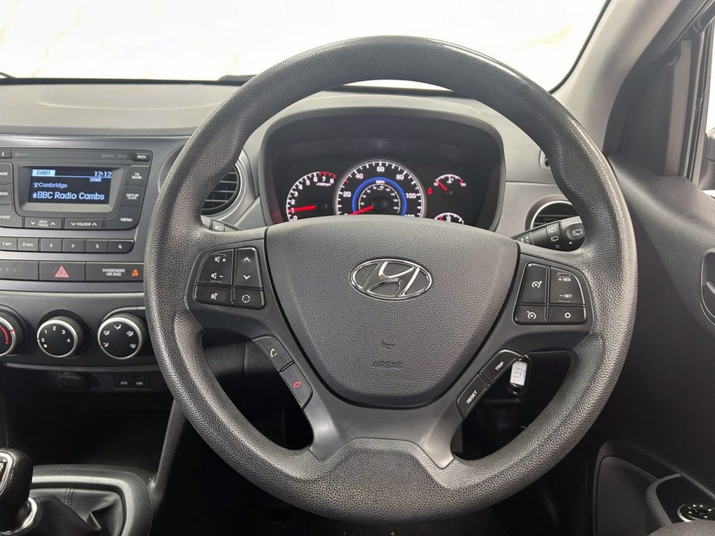Used Hyundai i10 2018 for sale - 77313216: Photo 16