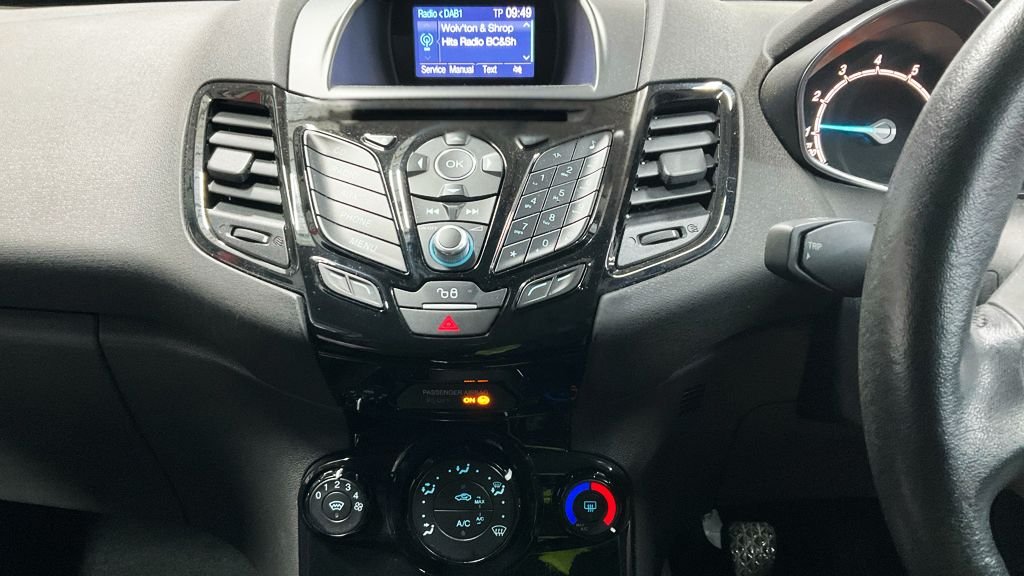 Used Ford Fiesta 2015 for sale - 77384193: Photo 9