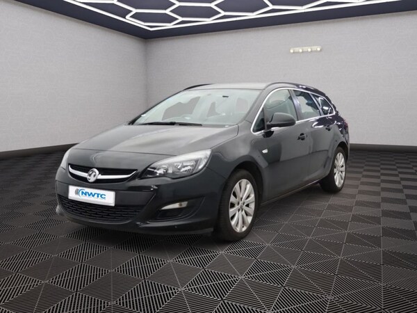 Used Vauxhall Astra 2016 for sale - 76105978: Photo 2