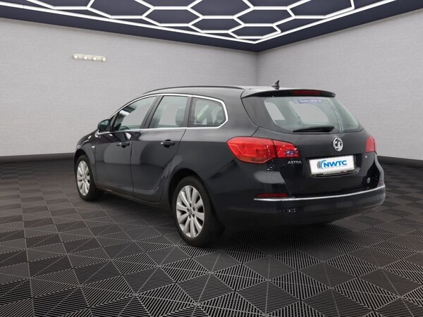 Used Vauxhall Astra 2016 for sale - 76105978: Photo 3