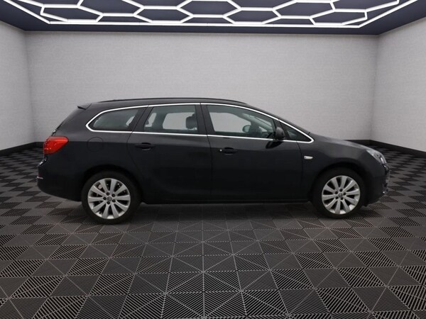 Used Vauxhall Astra 2016 for sale - 76105978: Photo 5