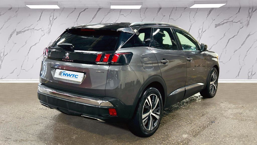 Used Peugeot 3008 2018 for sale - 77436747: Photo 6