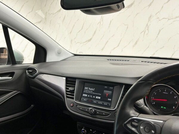 Used Vauxhall Crossland X 2018 for sale - 76106080: Photo 14