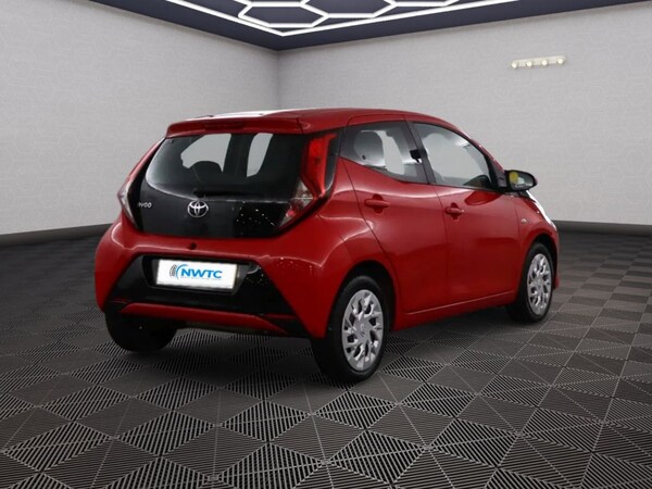 Used Toyota AYGO 2019 for sale - 76173070: Photo 5