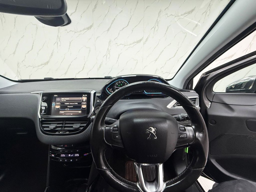 Used Peugeot 2008 2015 for sale - 77422244: Photo 18