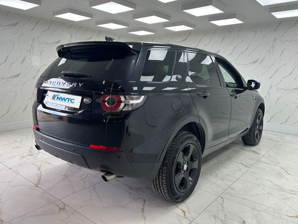 Used Land Rover Discovery Sport 2017 for sale - 76106196: Photo 9