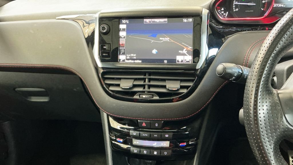 Used Peugeot 208 2016 for sale - 77806490: Photo 10