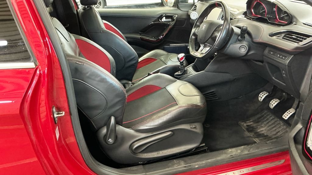 Used Peugeot 208 2016 for sale - 77806490: Photo 12