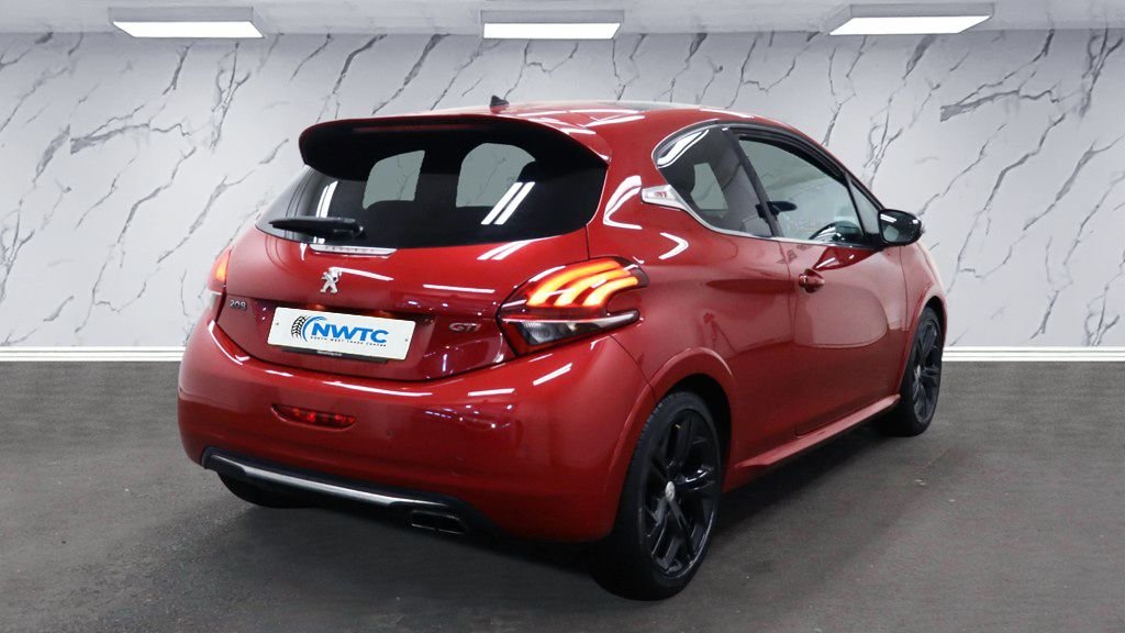 Used Peugeot 208 2016 for sale - 77806490: Photo 7