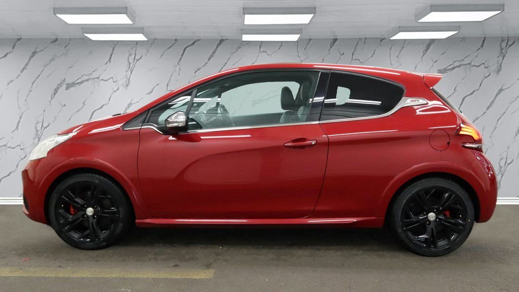 Used Peugeot 208 2016 for sale - 77806490: Photo 9