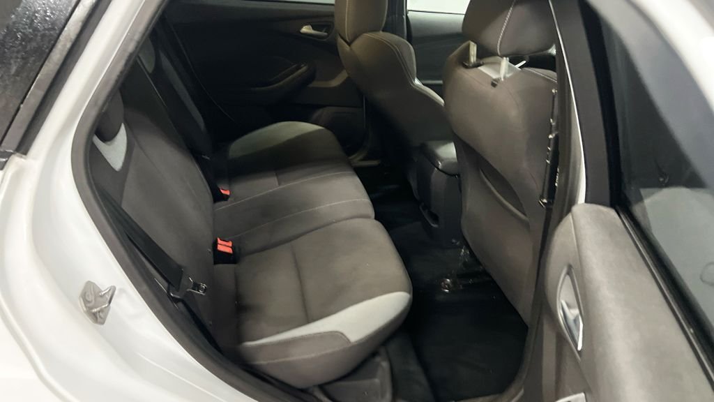 Used Ford Focus 2016 for sale - 76901185: Photo 11