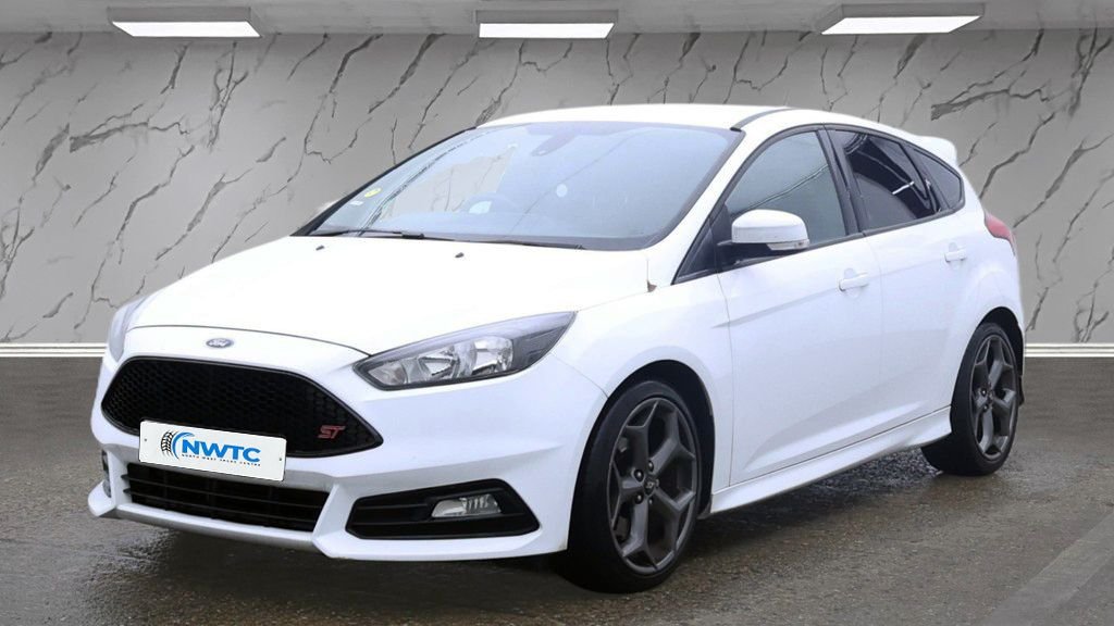 Used Ford Focus 2016 for sale - 76901185: Photo 3