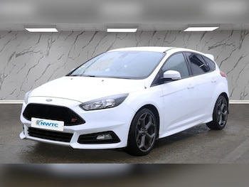 Used Ford Focus 2016 for sale - 76901185: Photo