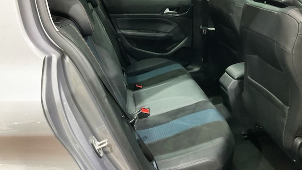 Used Peugeot 308 2019 for sale - 76345750: Photo 11