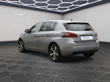 Used Peugeot 308 2019 for sale - 76345750: Photo
