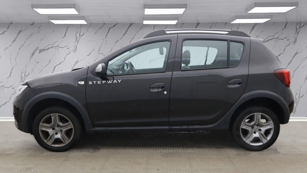 Used Dacia Sandero Stepway 2019 for sale - 76901165: Photo 6