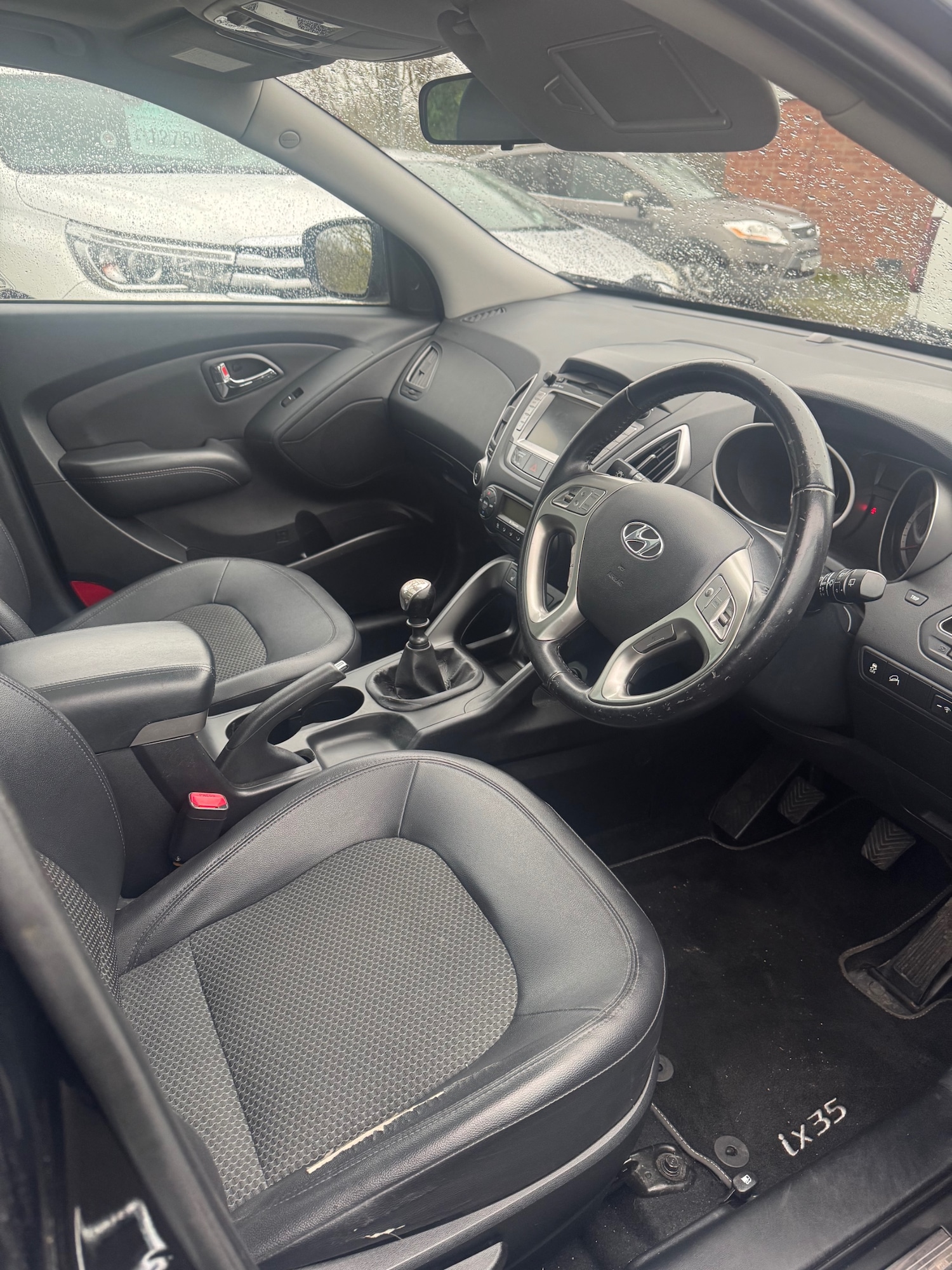 Used Hyundai Ix35 2012 for sale - 76748462: Photo 4