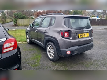 Used Jeep Renegade 2016 for sale - 77339640: Photo