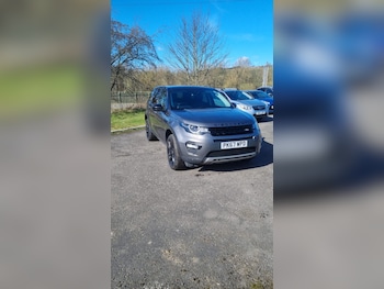 Used Land Rover Discovery Sport 2017 for sale - 77902794: Photo