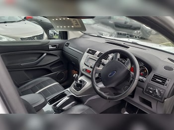 Used Ford Kuga 2011 for sale - 77603797: Photo