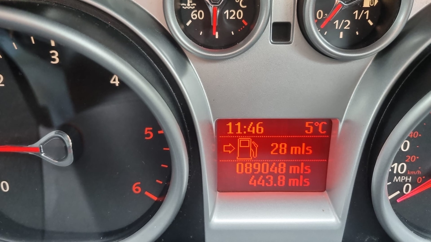 Used Ford Kuga 2011 for sale - 77603797: Photo 5