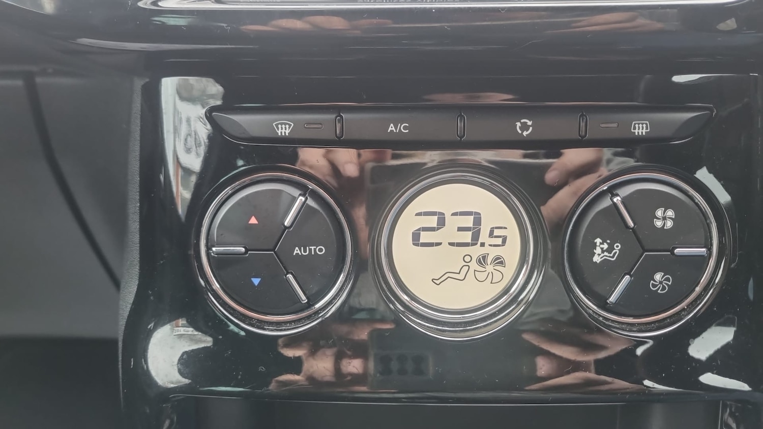 Used DS Automobiles DS 3 2015 for sale - 77562662: Photo 8