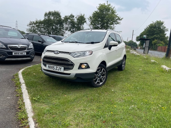 Used Ford Ecosport 2015 for sale - 74902939: Photo 1