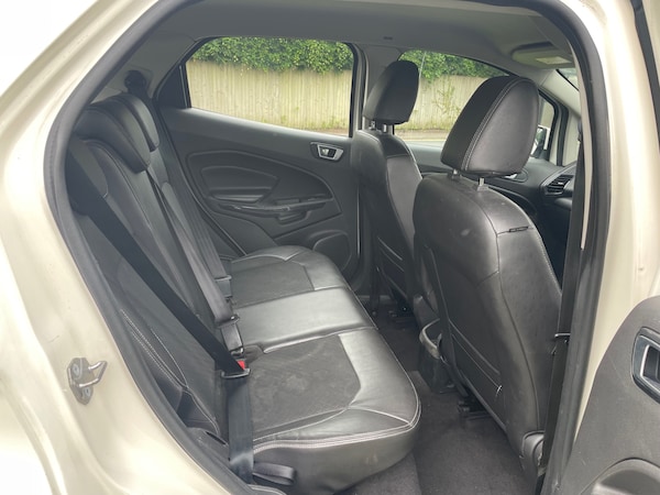 Used Ford Ecosport 2015 for sale - 74902939: Photo 7
