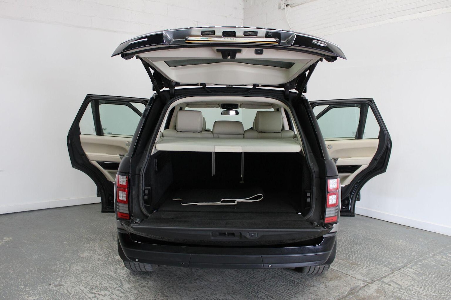 Used Land Rover Range Rover 2015 for sale - 76793852: Photo 28