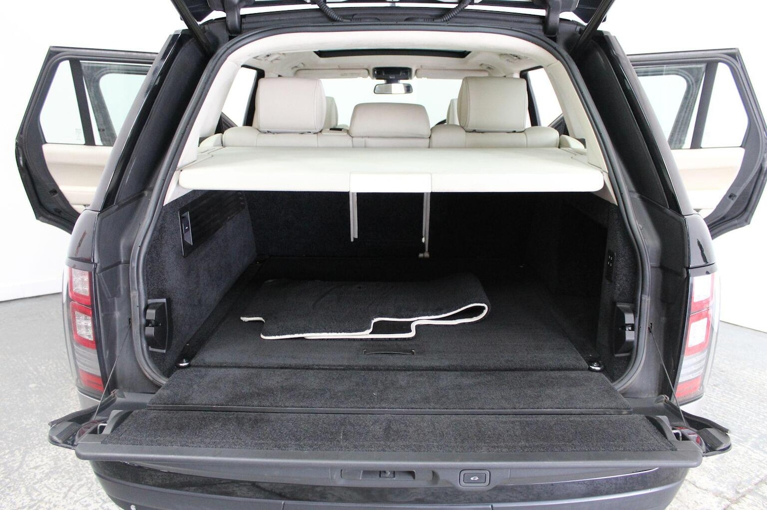 Used Land Rover Range Rover 2015 for sale - 76793852: Photo 30