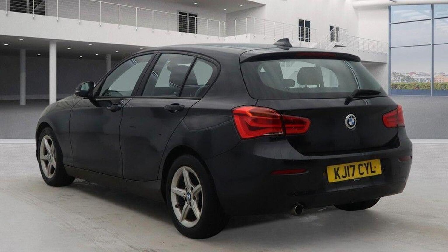 Used BMW 1 Series 2017 for sale - 77400013: Photo 5