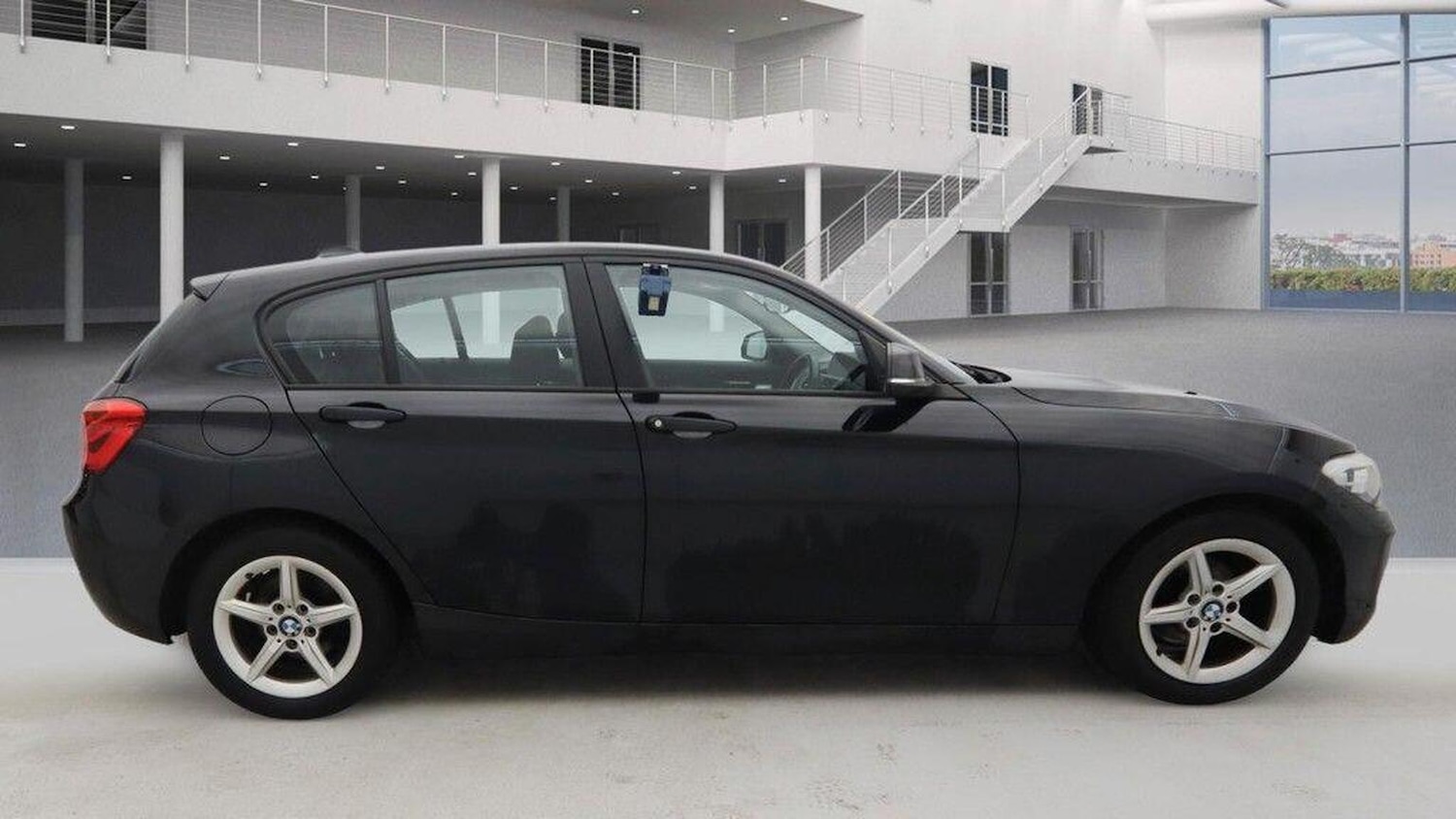 Used BMW 1 Series 2017 for sale - 77400013: Photo 9