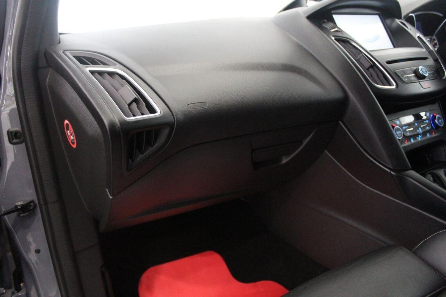 Used Ford Focus 2015 for sale - 76058054: Photo 29